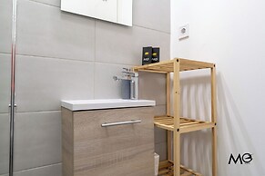 MoHost Dynamic - Modern 2BR Apartment