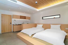 Flowing River Hot Spring Resort