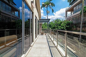 Flowing River Hot Spring Resort