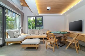 Flowing River Hot Spring Resort