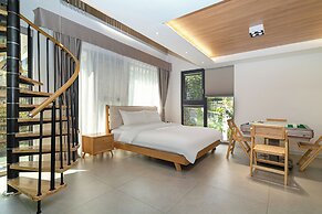 Flowing River Hot Spring Resort