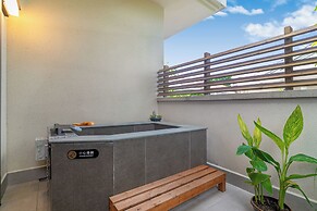 Flowing River Hot Spring Resort