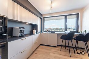 MoHost Valcom - Luxury Skyline Penthouse