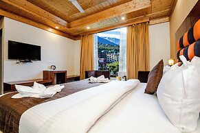 TRIBHAV Rohtang Heights Resort