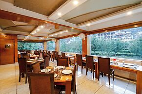 TRIBHAV Rohtang Heights Resort