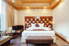 TRIBHAV Rohtang Heights Resort