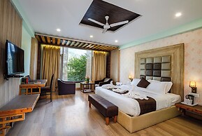 TRIBHAV Rohtang Heights Resort