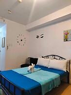 Luxurious 9th Floor Studio in Quezon City With Private Pool