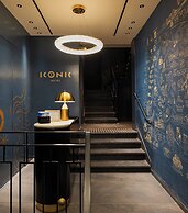 Iconic Hotel