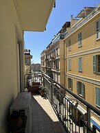Central Square Apartment by Wonderful Italy