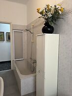 Central Square Apartment by Wonderful Italy
