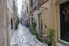 Korifo Old Town by Corfu Escapes