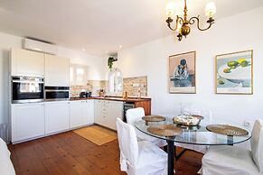 Korifo Old Town by Corfu Escapes