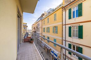 Central Square Apartment by Wonderful Italy