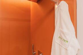 Pureview Luxury Suites, with breakfast & pool by Rent all Como