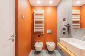 Pureview Luxury Suites, with breakfast & pool by Rent all Como