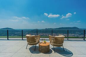 Pureview Luxury Suites, with breakfast & pool by Rent all Como