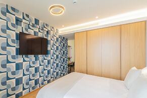 Pureview Luxury Suites, with breakfast & pool by Rent all Como
