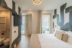 Pureview Luxury Suites, with breakfast & pool by Rent all Como