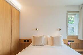 Pureview Luxury Suites, with breakfast & pool by Rent all Como