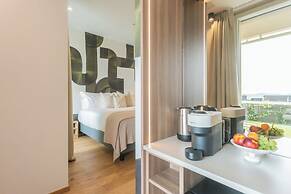 Pureview Luxury Suites, with breakfast & pool by Rent all Como