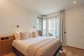 Pureview Luxury Suites, with breakfast & pool by Rent all Como