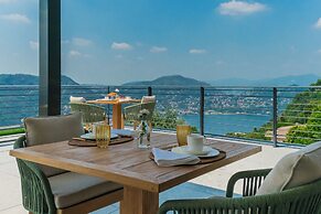 Pureview Luxury Suites, with breakfast & pool by Rent all Como
