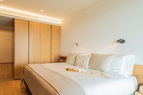 Pureview Luxury Suites, with breakfast & pool by Rent all Como