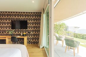 Pureview Luxury Suites, with breakfast & pool by Rent all Como