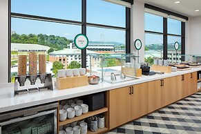 Embassy Suites By Hilton Chattanooga Downtown