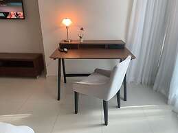Amaranta Park I 2 Bed Apt With Balcony
