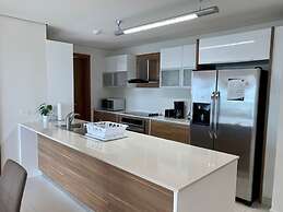 Amaranta Park I 2 Bed Apt With Balcony