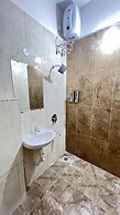 LUSHVISTAS Serviced Apartment