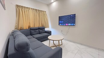 LUSHVISTAS Serviced Apartment