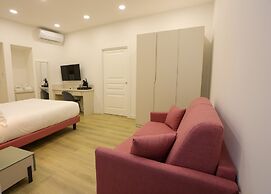 Elysium Relais