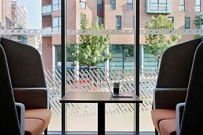 Student Only Sharman Court