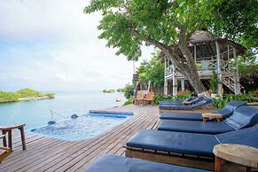HOTEL ISLA MULATA