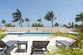 Paradisiac Euphoria Beach Access Pool 24hr Gated