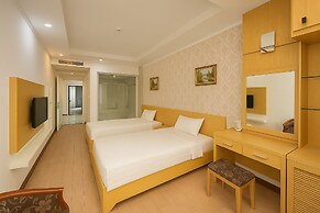 Eco Nest Signature Hotel
