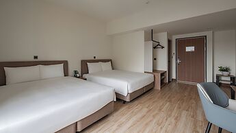 Water Woods Inn