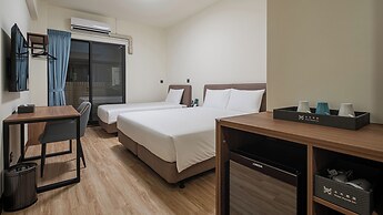 Water Woods Inn