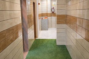 Hotel Relax Kurla