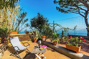 Capri Turquoise by Napoliapartments