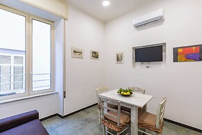 Gelso Complex Studios and Flat by Napoliapartments