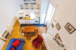 Grifeo- Quiet Flat on Panoramic Route