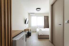 Nexus Apartments