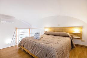 Materdei Beautiful Terrace by Napoliapartments