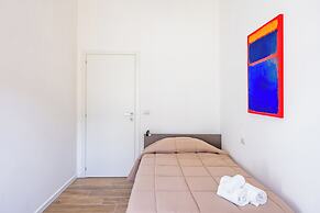 Sunny Panoramic Apartment by Napoliapartments