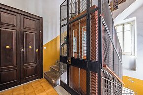 Sunny Panoramic Apartment by Napoliapartments