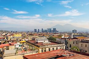 Sunny Panoramic Apartment by Napoliapartments